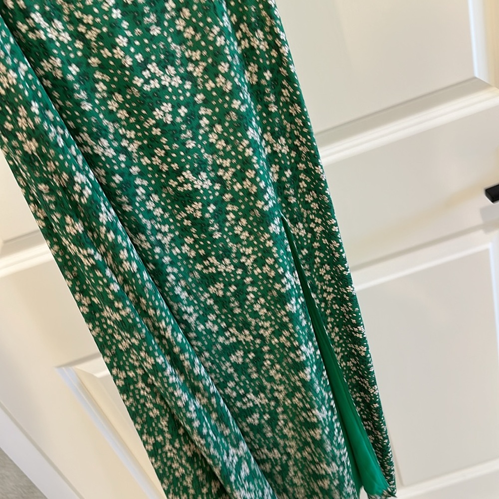 Dress - Picture 4 of 5